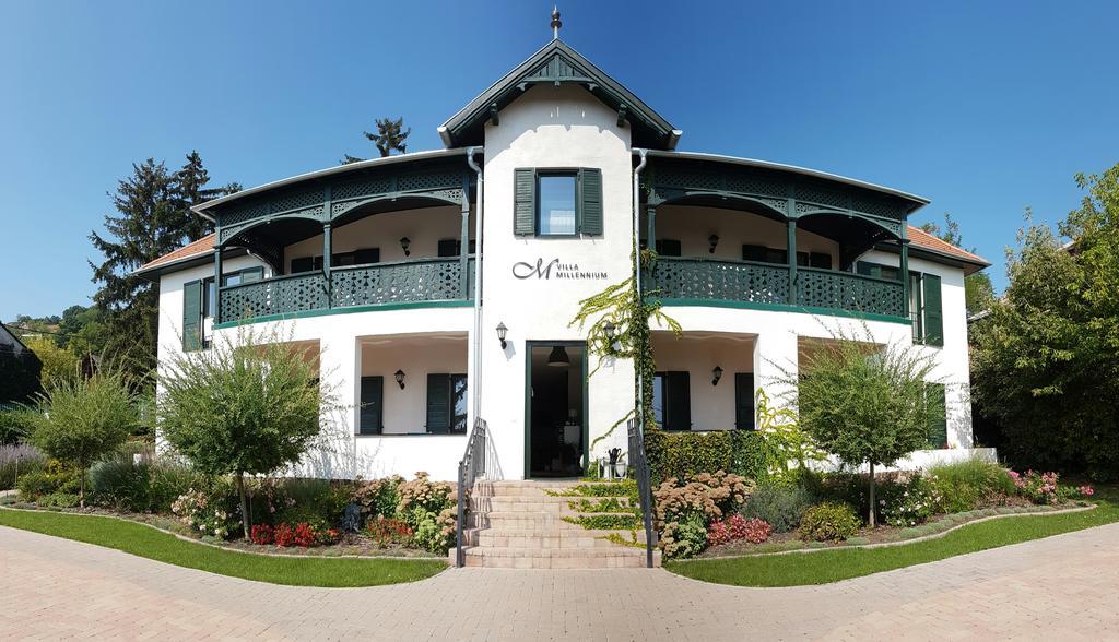 Villa Millennium Balatonalmadi Bagian luar foto